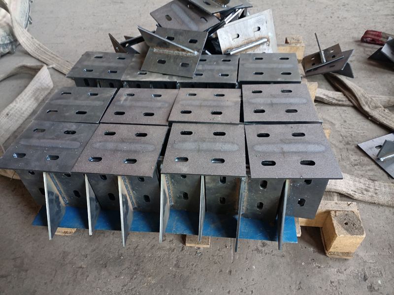 機(jī)械手焊檁托板